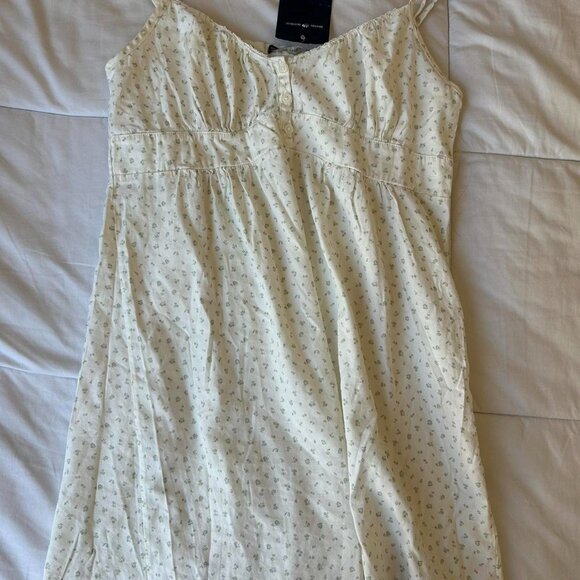 Brandy Melville Women's White and Cream Dress - Picture 1 of 4
